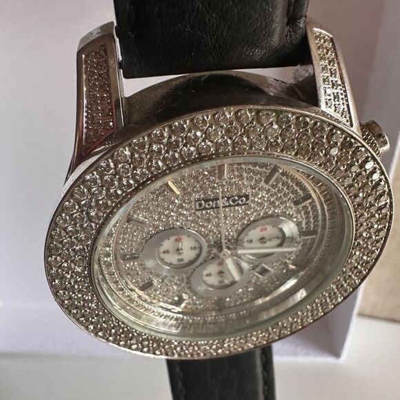 Don&Co Bold & Brilliant - Men’s Oversized Diamond Watch with Leather Strap - Picture 9 of 17